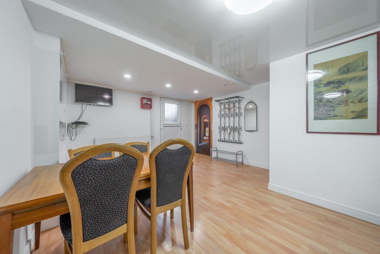 Nice Private Apartment ฮันโนเวอร์ ภายนอก รูปภาพ